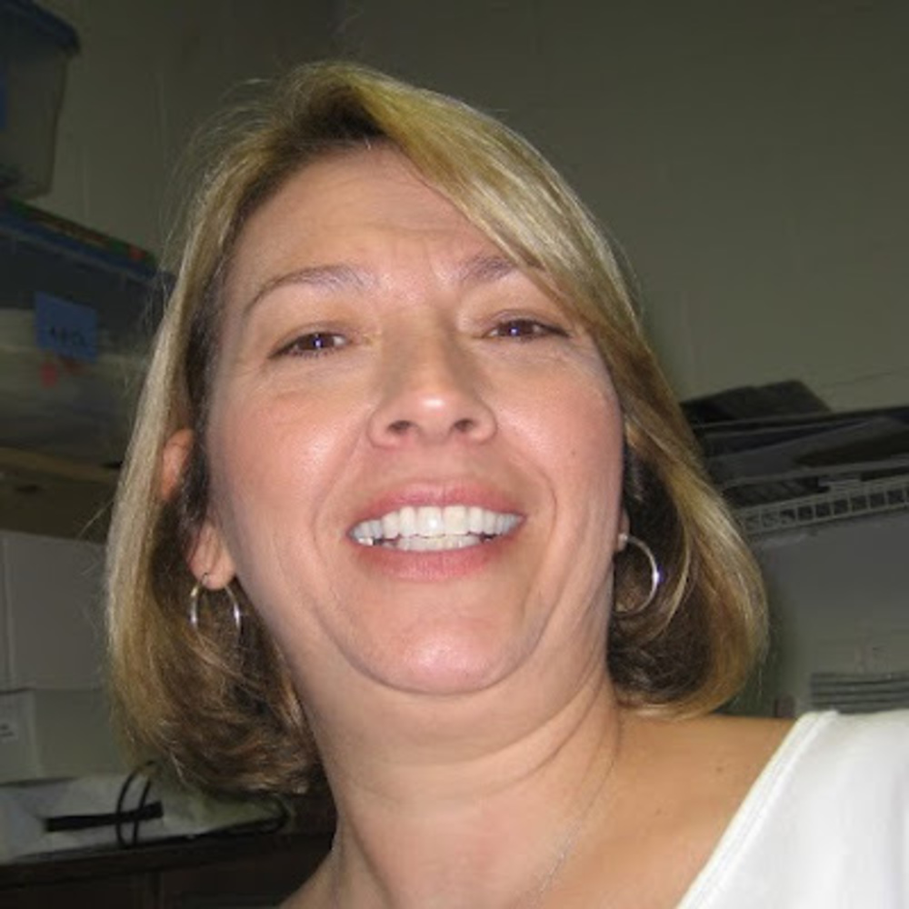 Meet your Posher, Dana